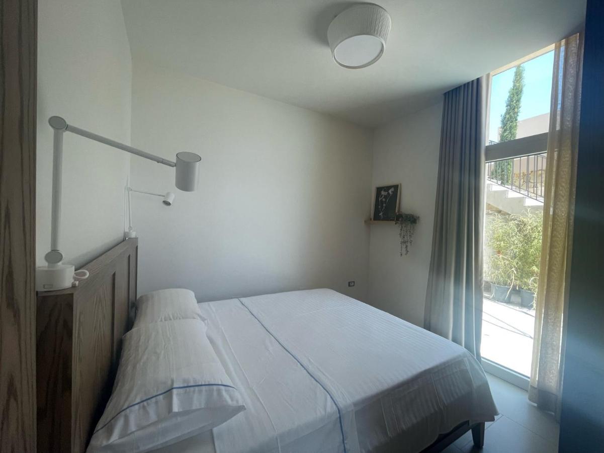 3-bedroom With A Pool And Private Sauna In Coast Palasë